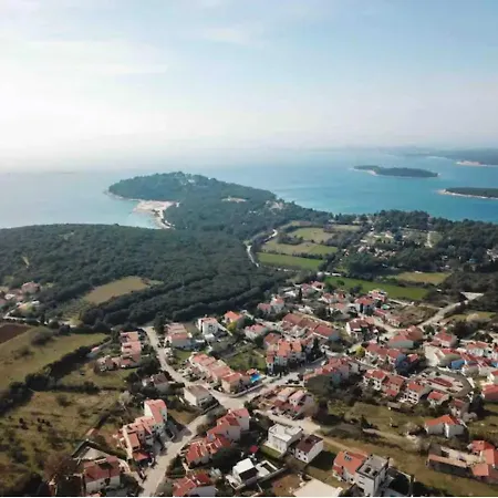 Villa Family House Seamare I Pula