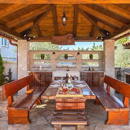 Family House Seamare I *