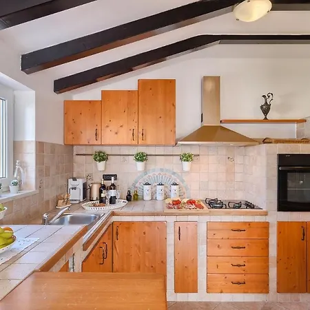 Family House Seamare I Пула